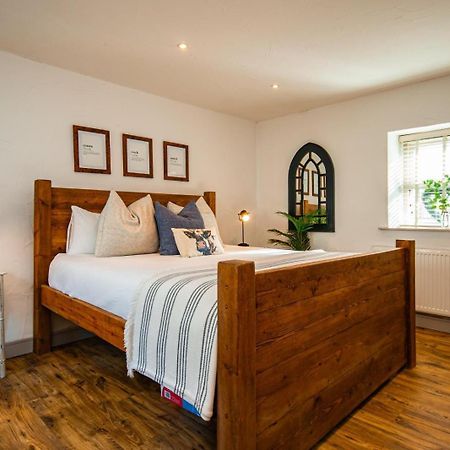 Cosy Farm Conversion In The Heart Of Pembrokeshire Maenclochog Extérieur photo