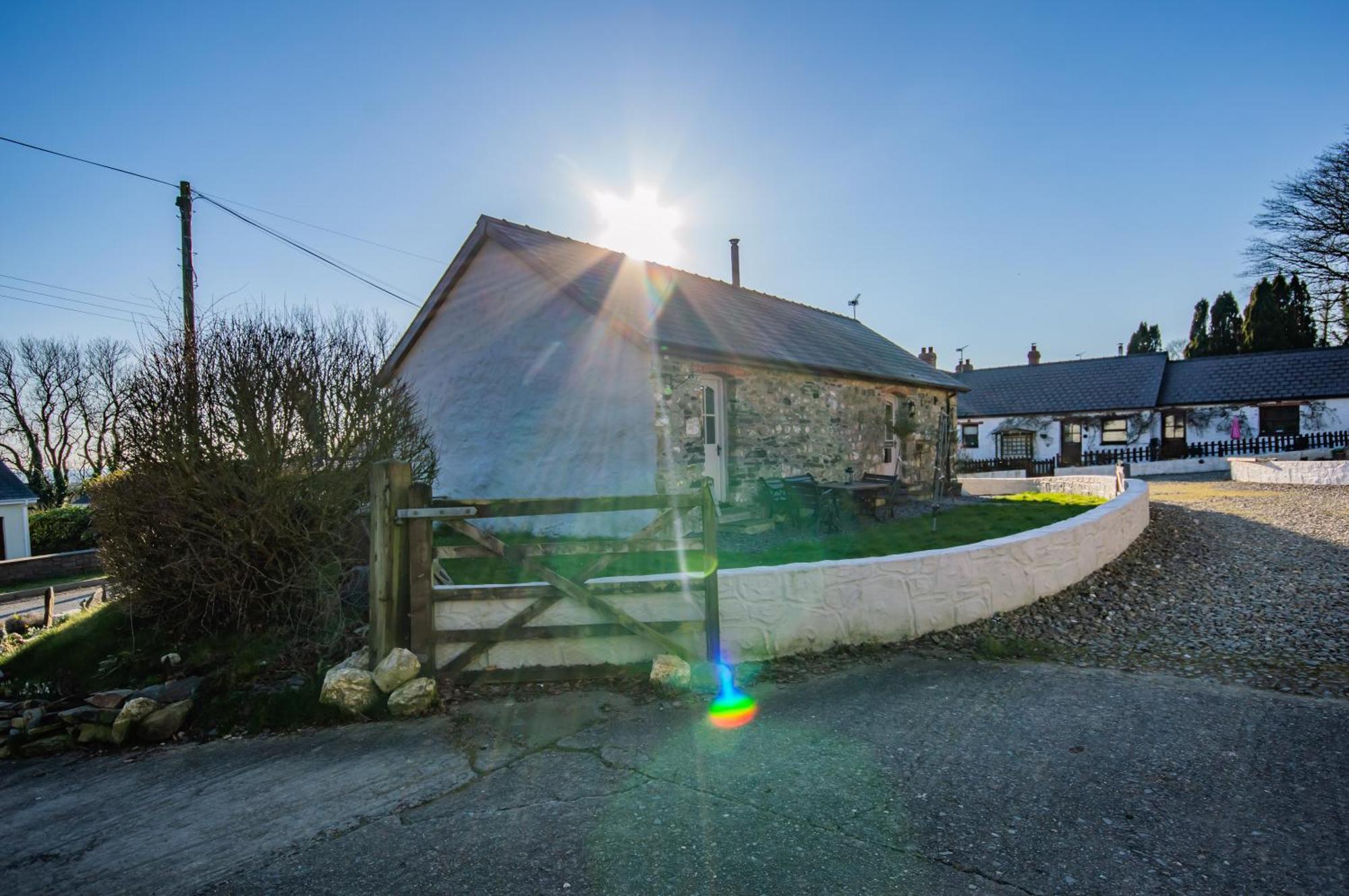 Cosy Farm Conversion In The Heart Of Pembrokeshire Maenclochog Extérieur photo