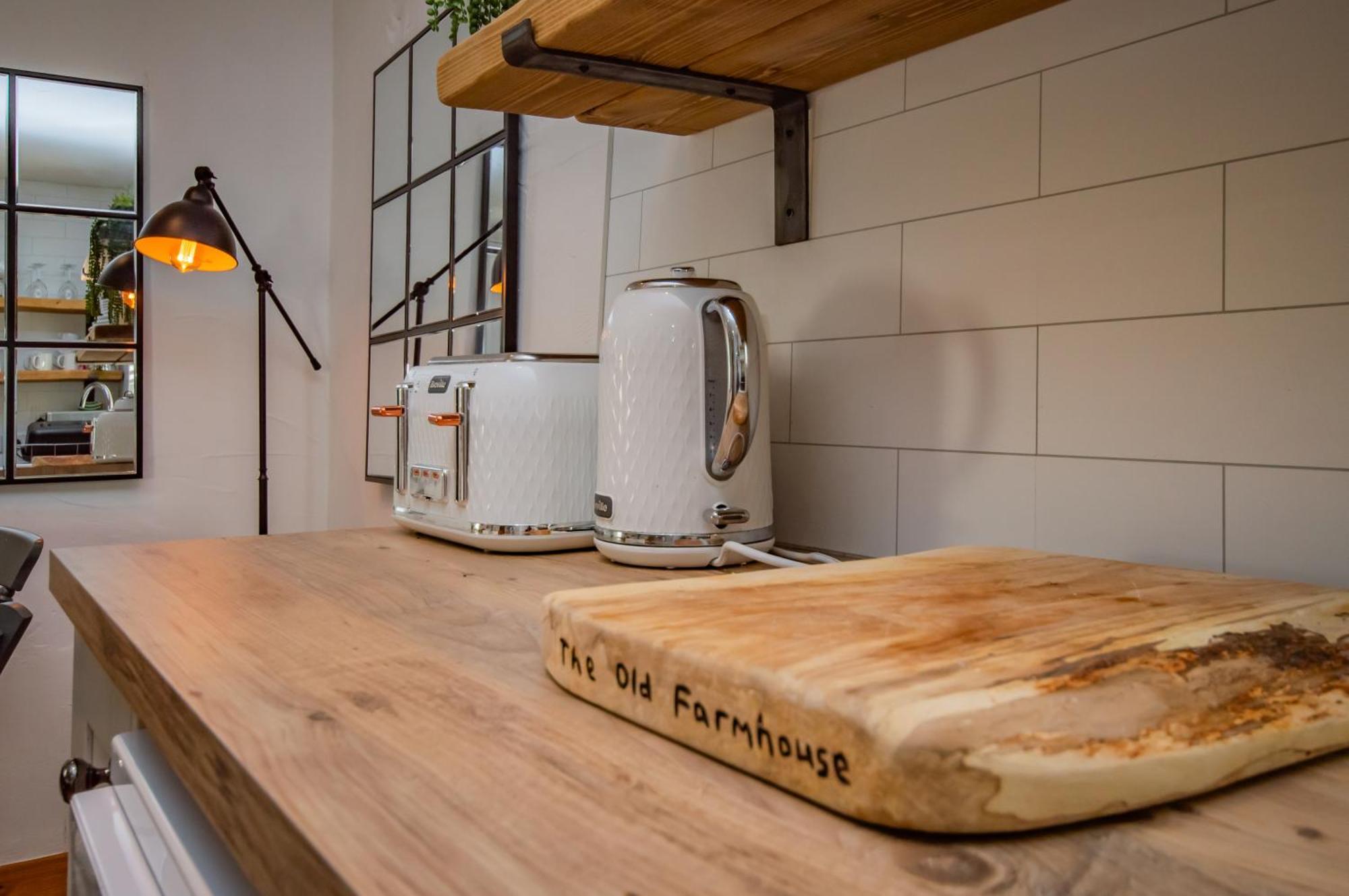 Cosy Farm Conversion In The Heart Of Pembrokeshire Maenclochog Extérieur photo